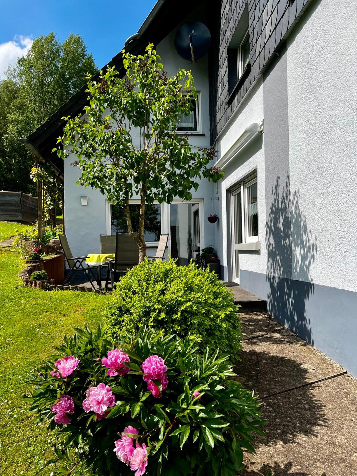Deine-Eifel-Ferienwohnung Feusdorf Eksteriør billede