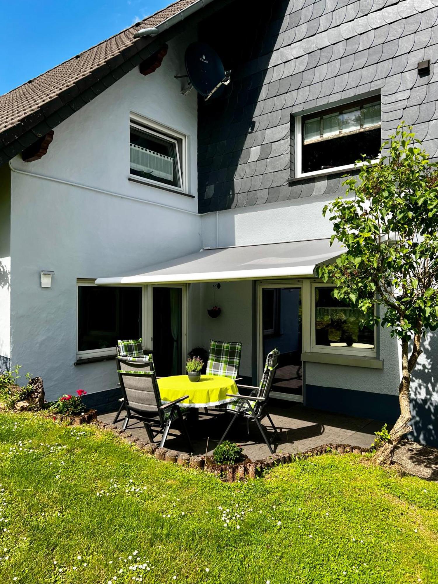 Deine-Eifel-Ferienwohnung Feusdorf Eksteriør billede