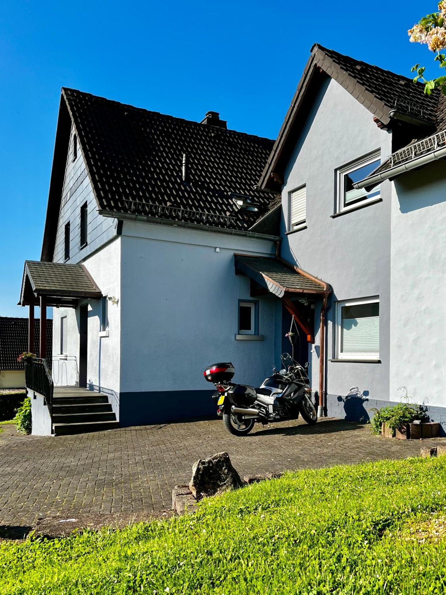 Deine-Eifel-Ferienwohnung Feusdorf Eksteriør billede